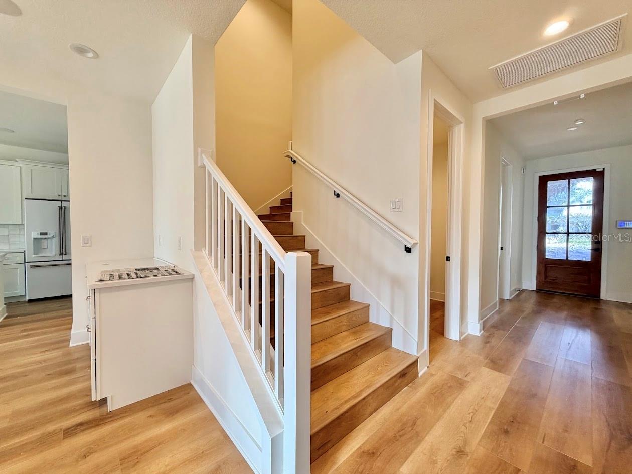 709 GARDEN WEST TER, WINTER GARDEN, FL, 34787