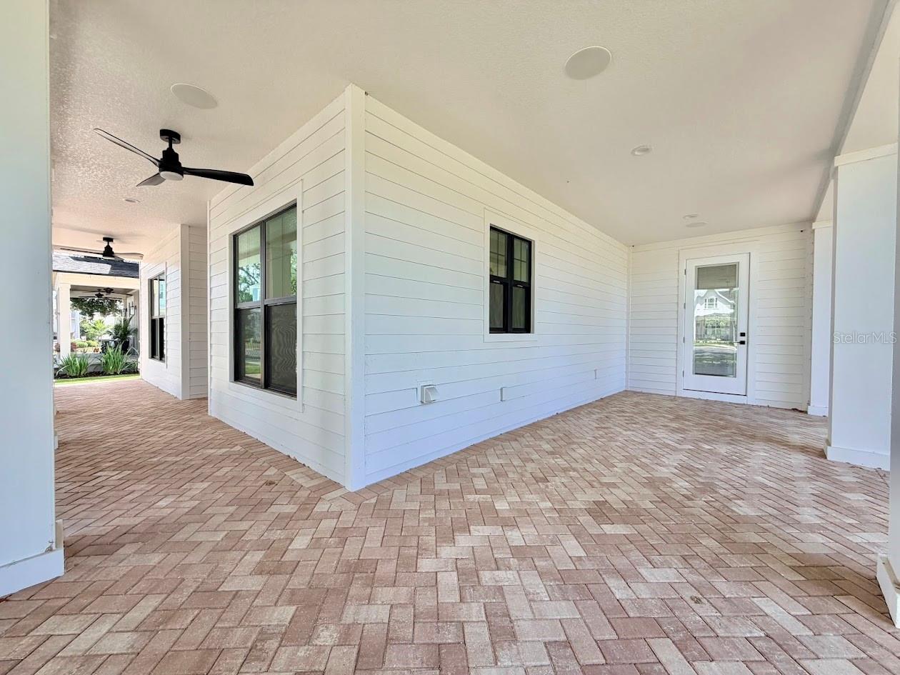 709 GARDEN WEST TER, WINTER GARDEN, FL, 34787