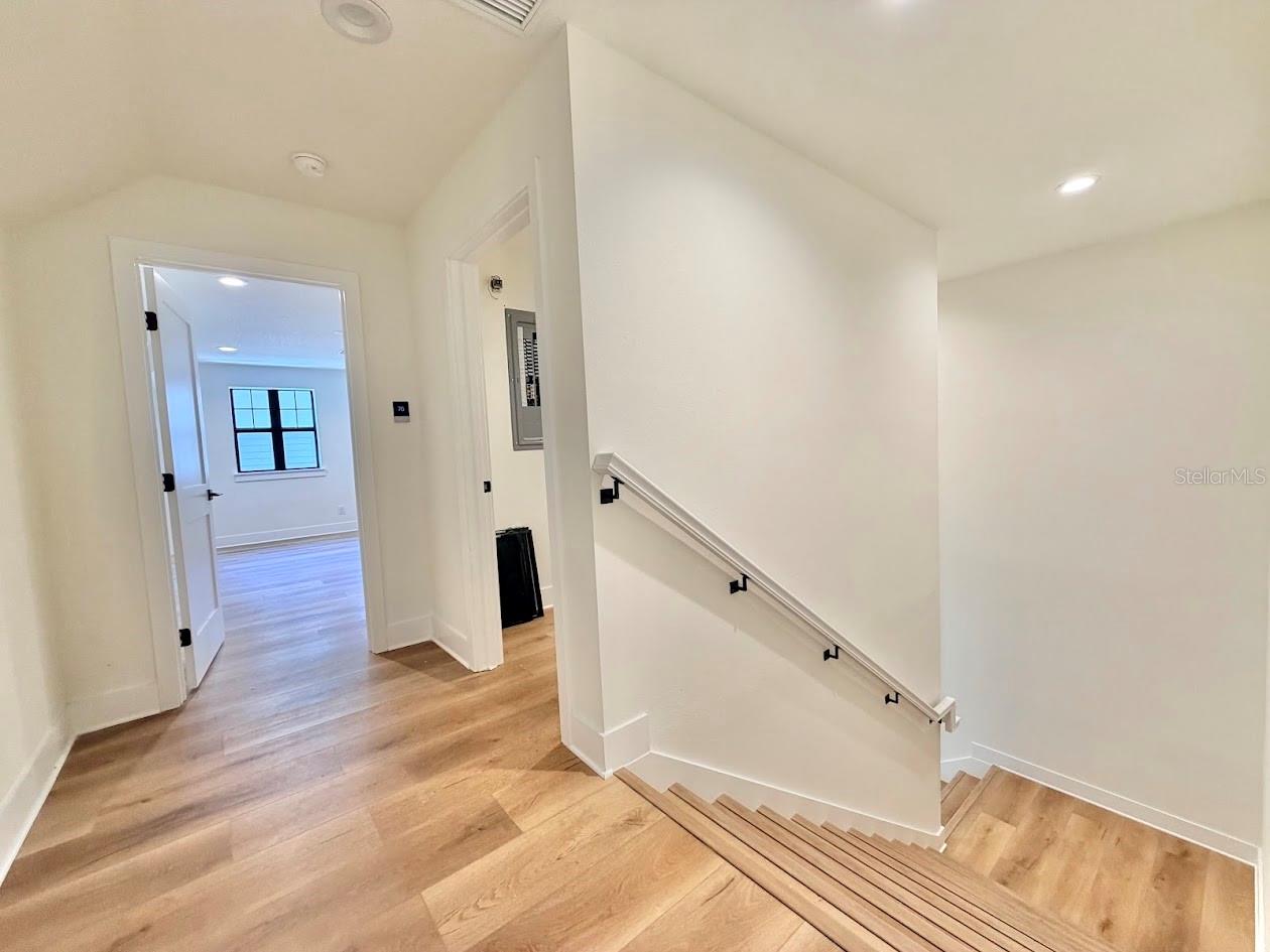 709 GARDEN WEST TER, WINTER GARDEN, FL, 34787