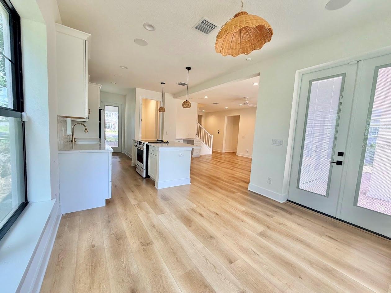 709 GARDEN WEST TER, WINTER GARDEN, FL, 34787
