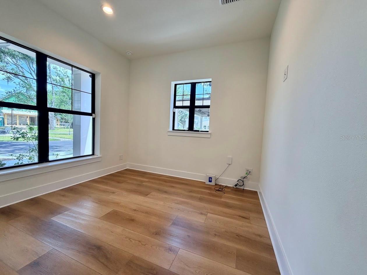 709 GARDEN WEST TER, WINTER GARDEN, FL, 34787