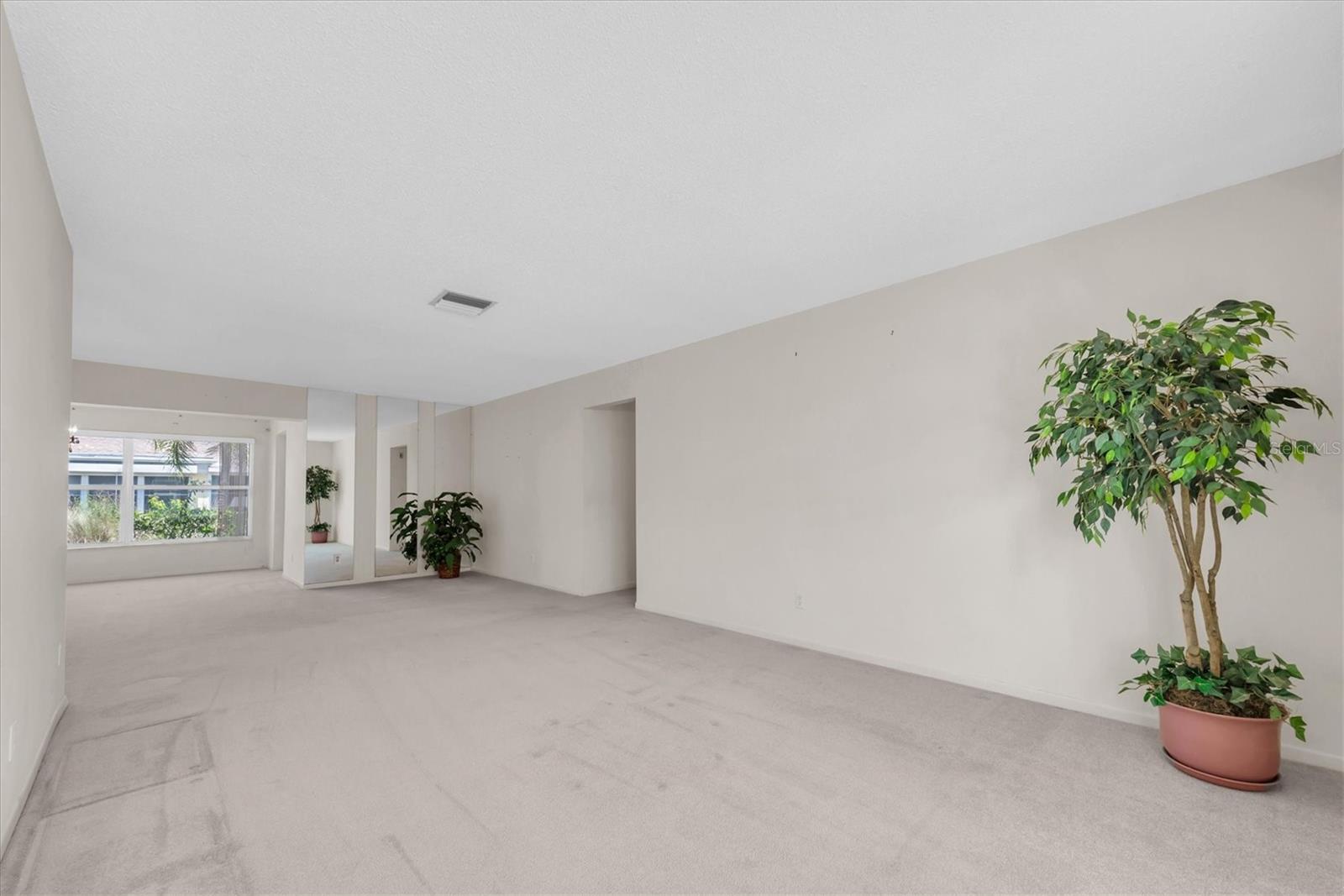 8241 BRENTWOOD RD #8241, SEMINOLE, FL, 33777
