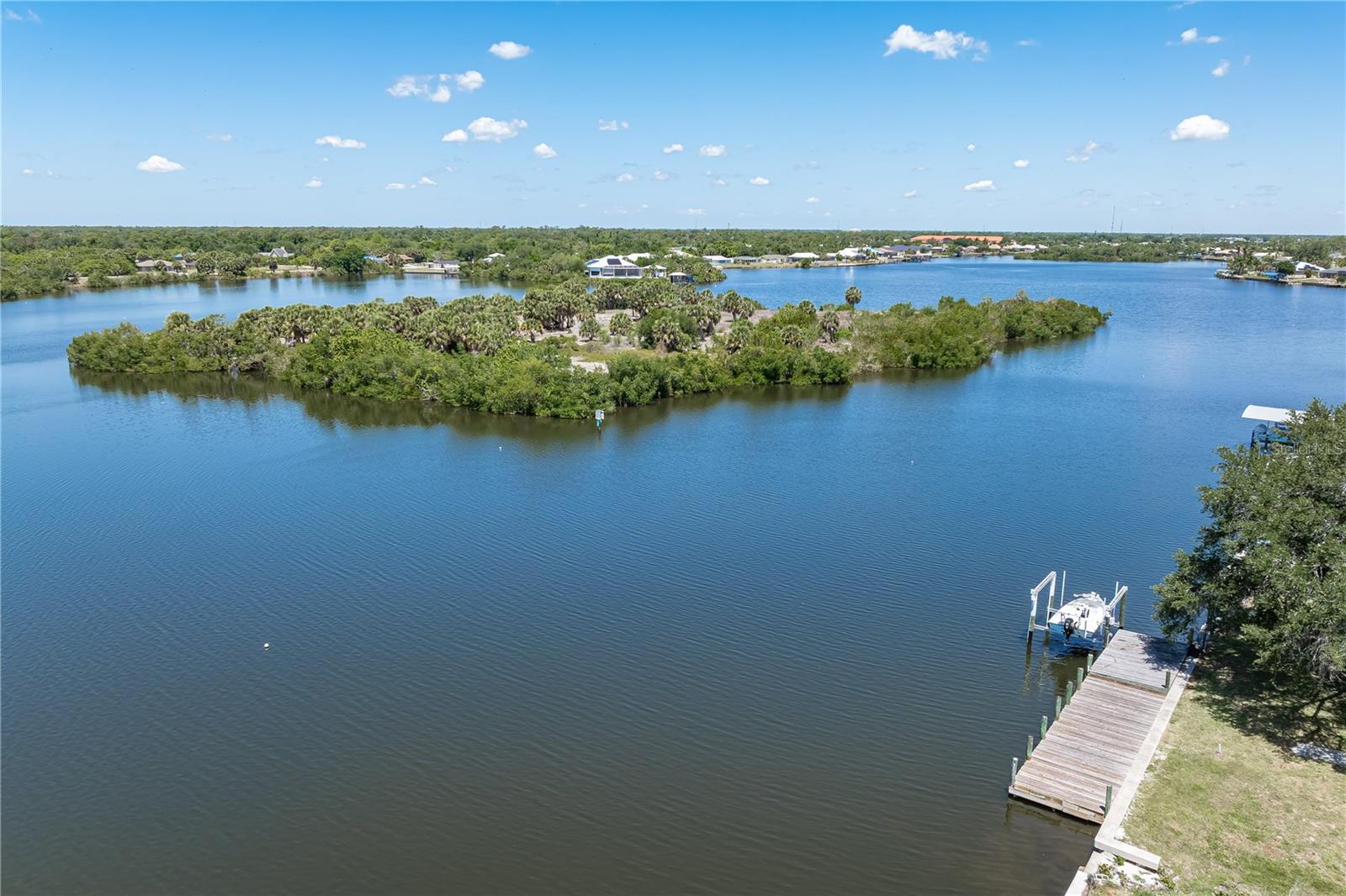 174 SPRING LAKE BLVD NW, PORT CHARLOTTE, FL, 33952