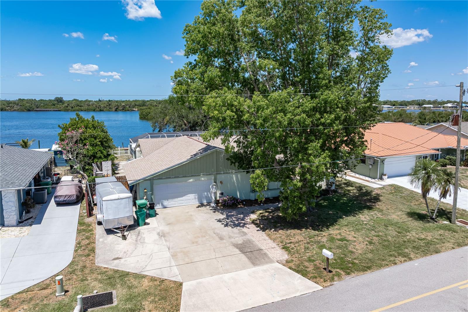 174 SPRING LAKE BLVD NW, PORT CHARLOTTE, FL, 33952