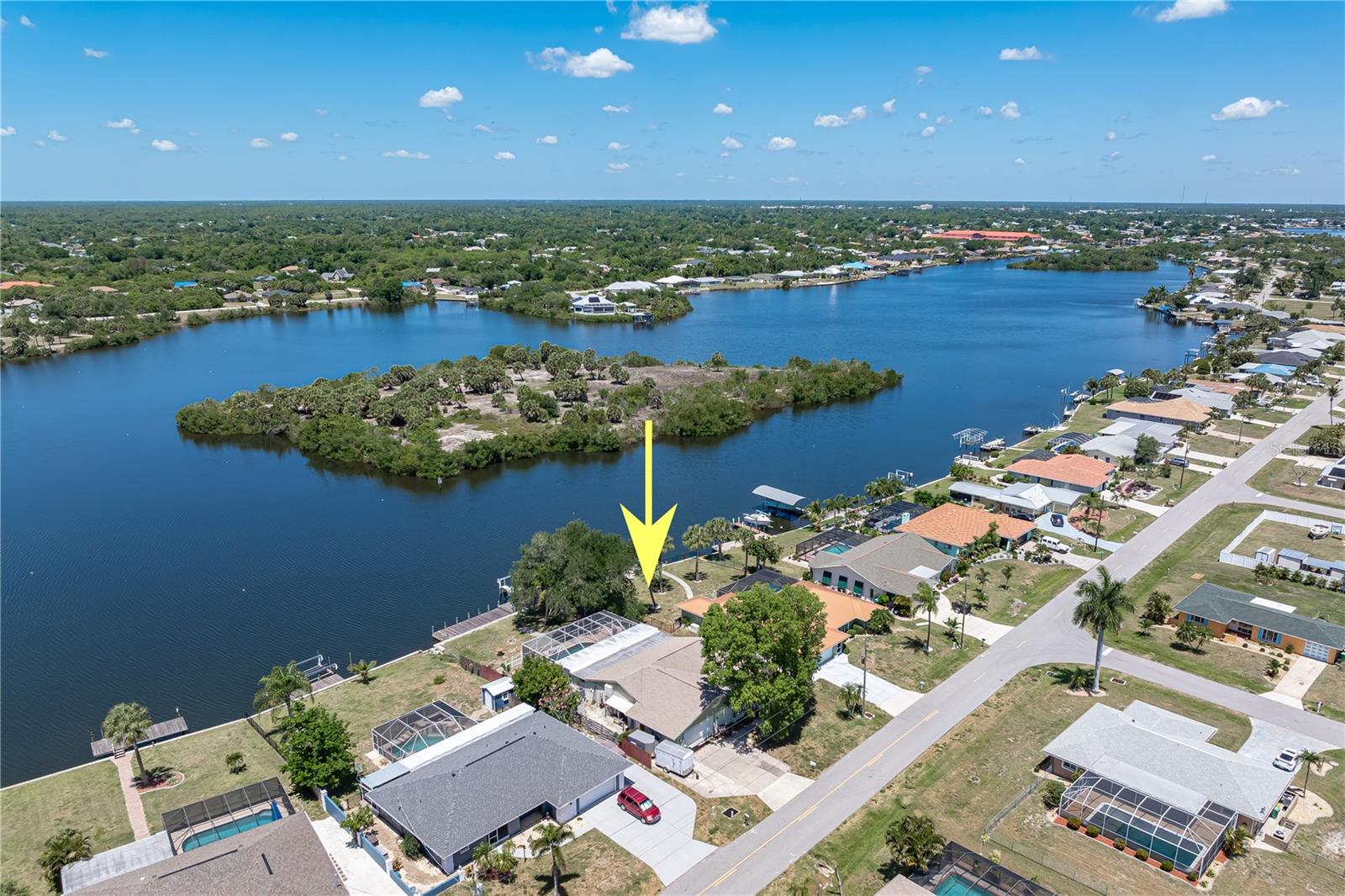 174 SPRING LAKE BLVD NW, PORT CHARLOTTE, FL, 33952