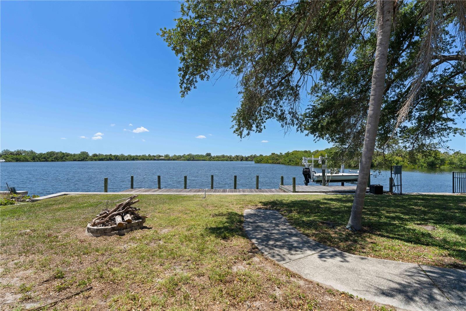 174 SPRING LAKE BLVD NW, PORT CHARLOTTE, FL, 33952