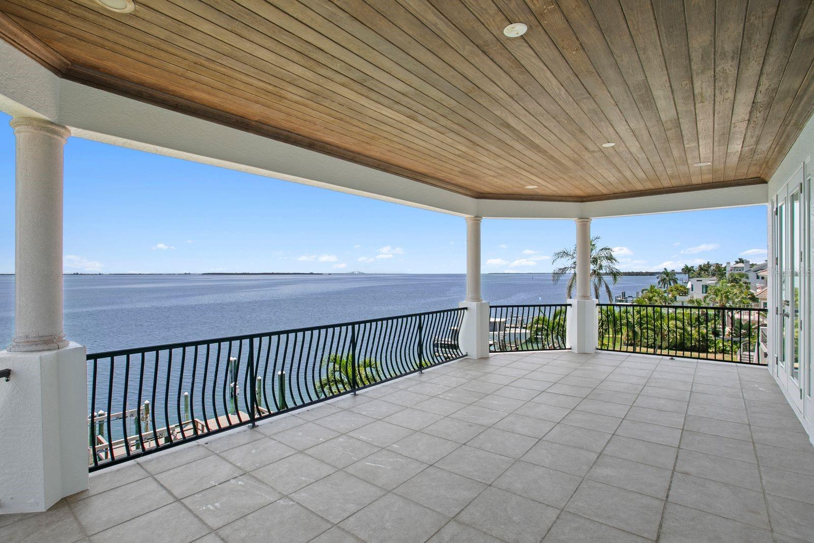 611 1ST AVE S, TIERRA VERDE, FL, 33715