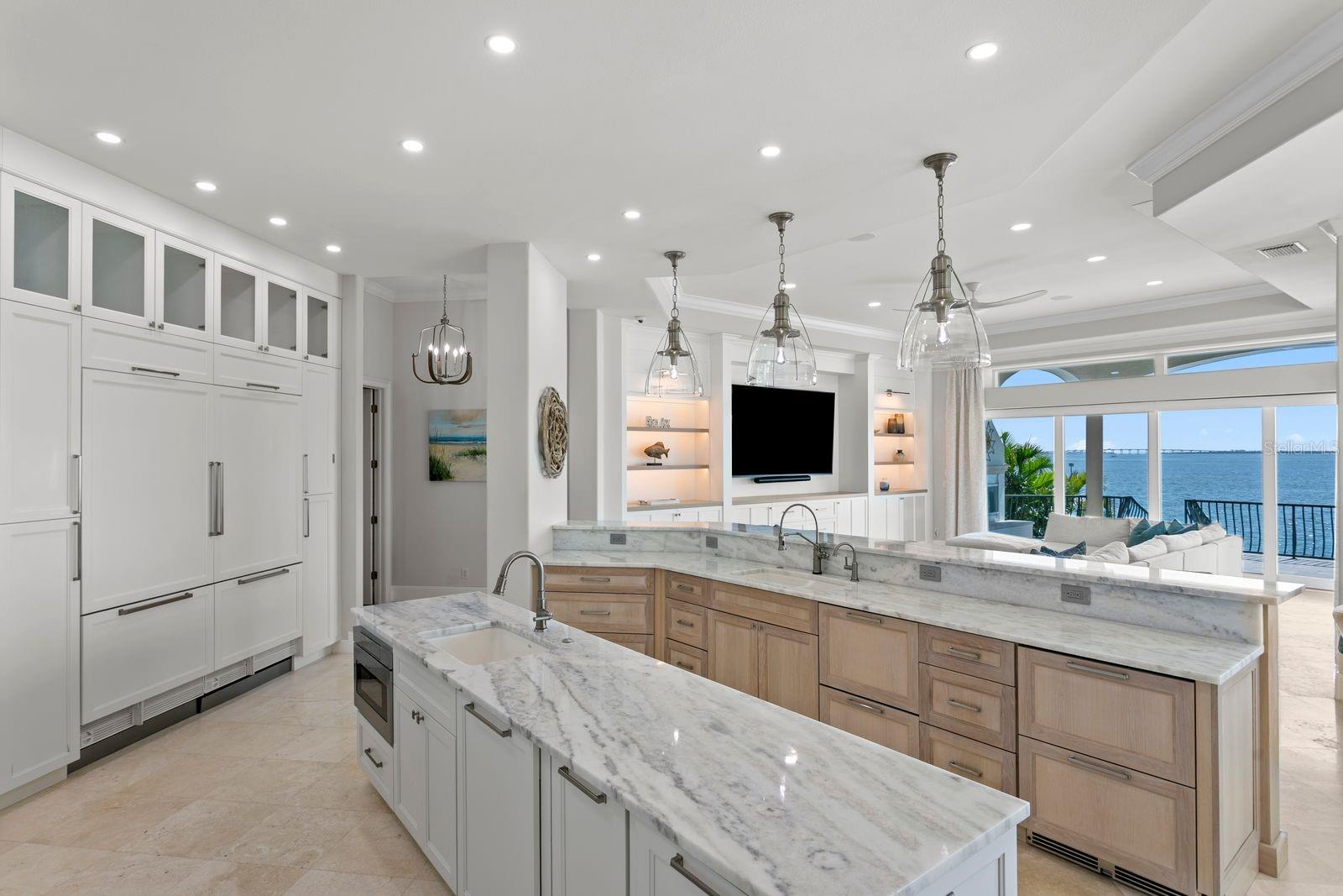 611 1ST AVE S, TIERRA VERDE, FL, 33715