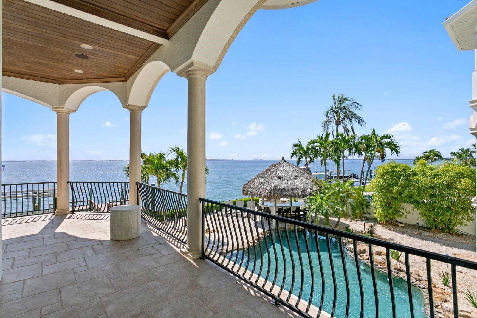 611 1ST AVE S, TIERRA VERDE, FL, 33715