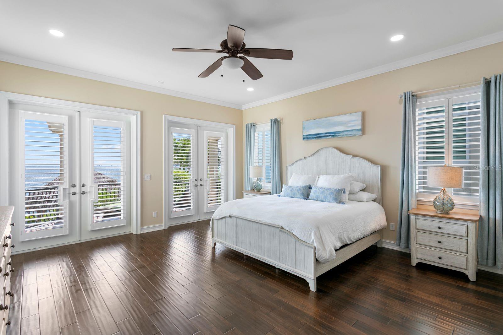 611 1ST AVE S, TIERRA VERDE, FL, 33715