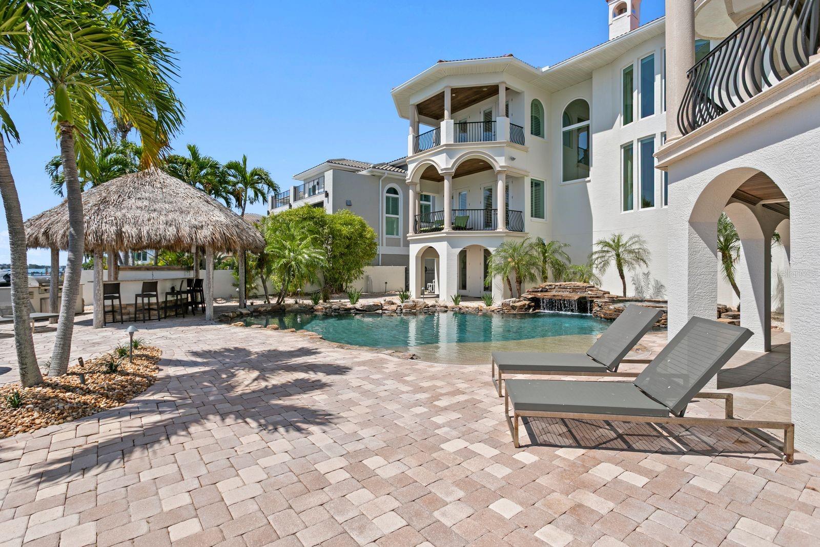 611 1ST AVE S, TIERRA VERDE, FL, 33715