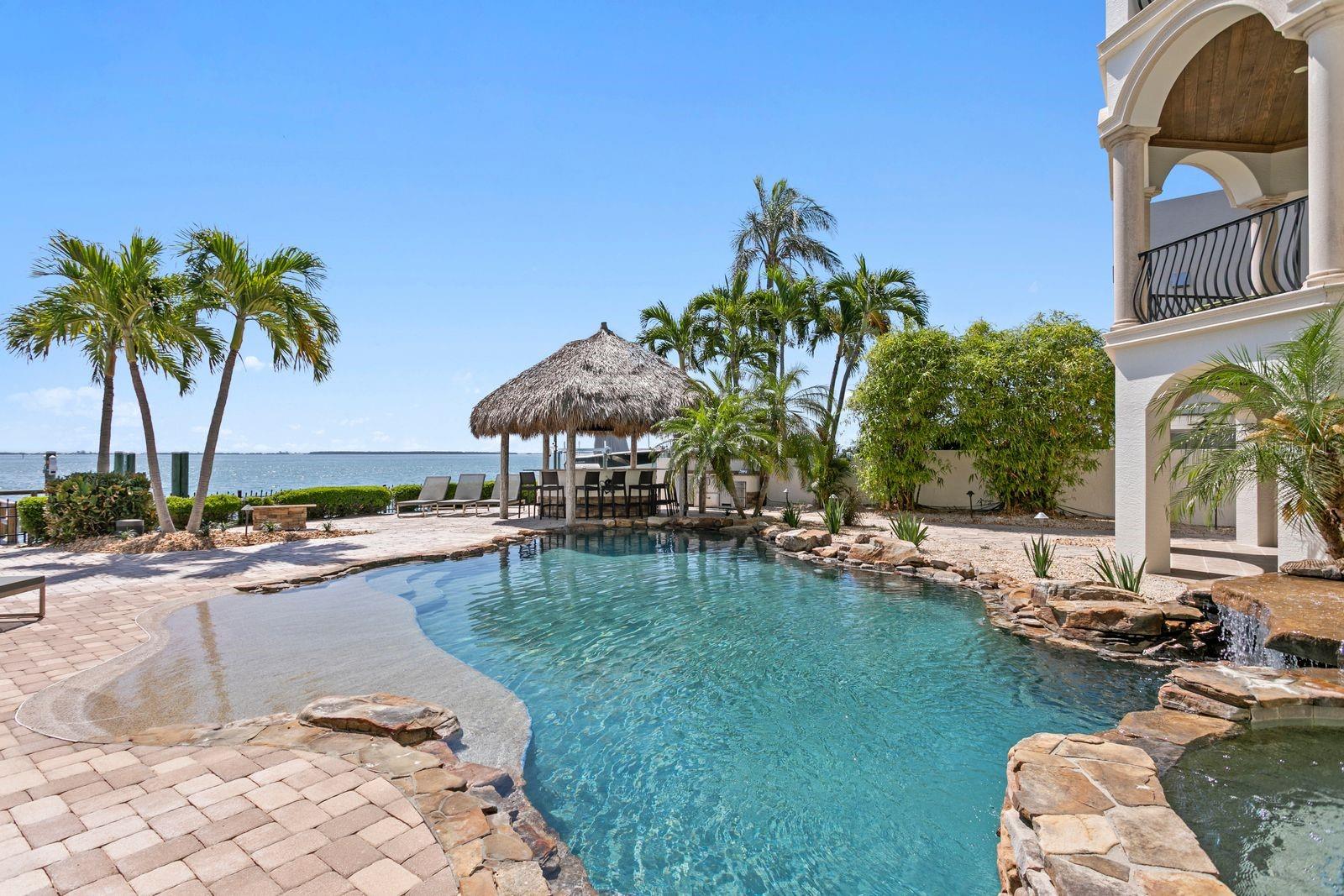 611 1ST AVE S, TIERRA VERDE, FL, 33715