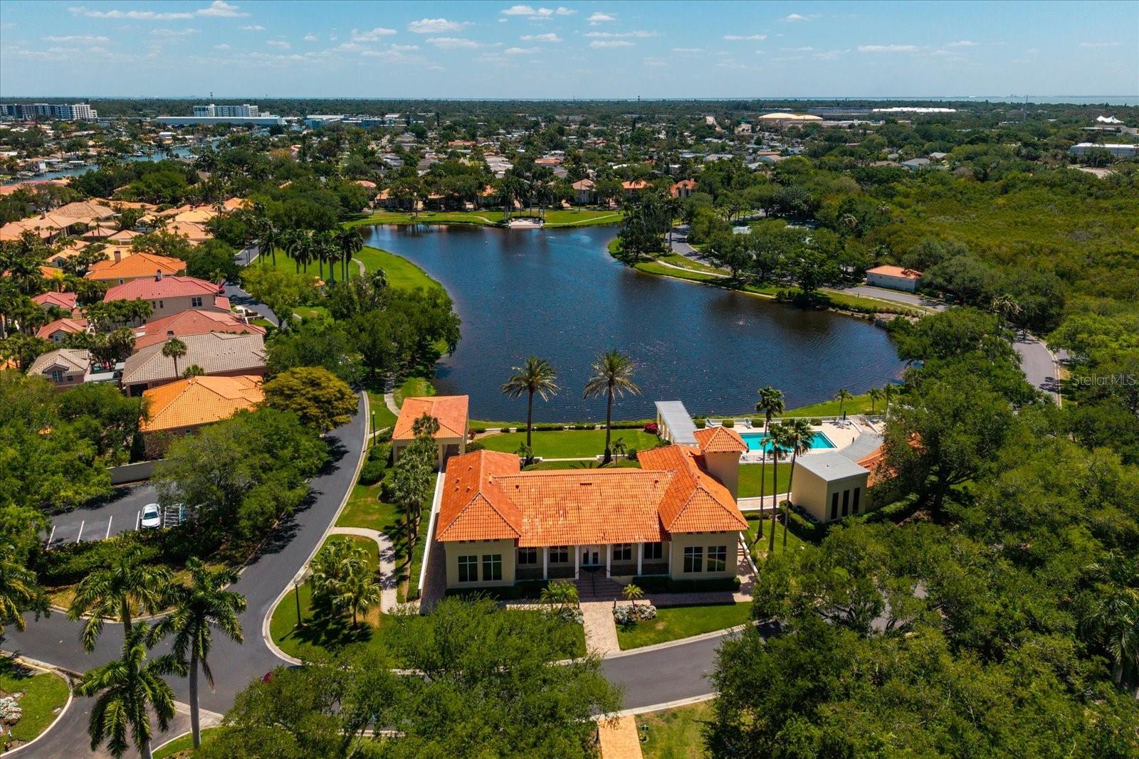 4801 OSPREY DR S #207, ST PETERSBURG, FL, 33711