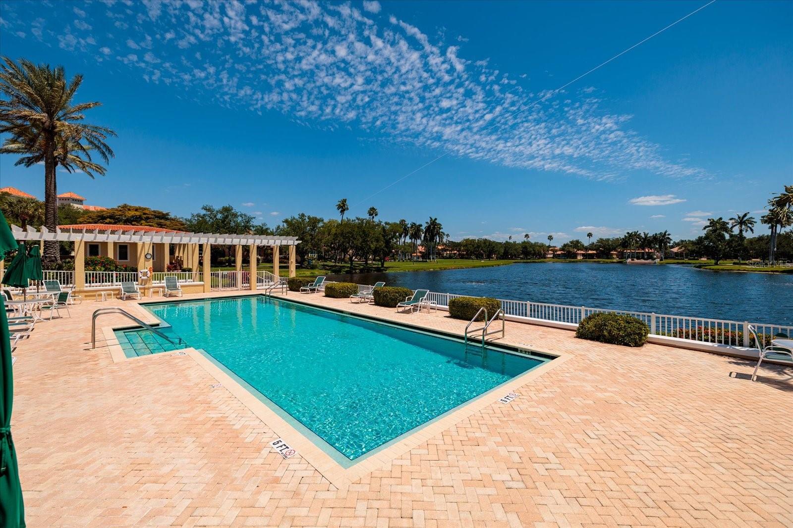 4801 OSPREY DR S #207, ST PETERSBURG, FL, 33711
