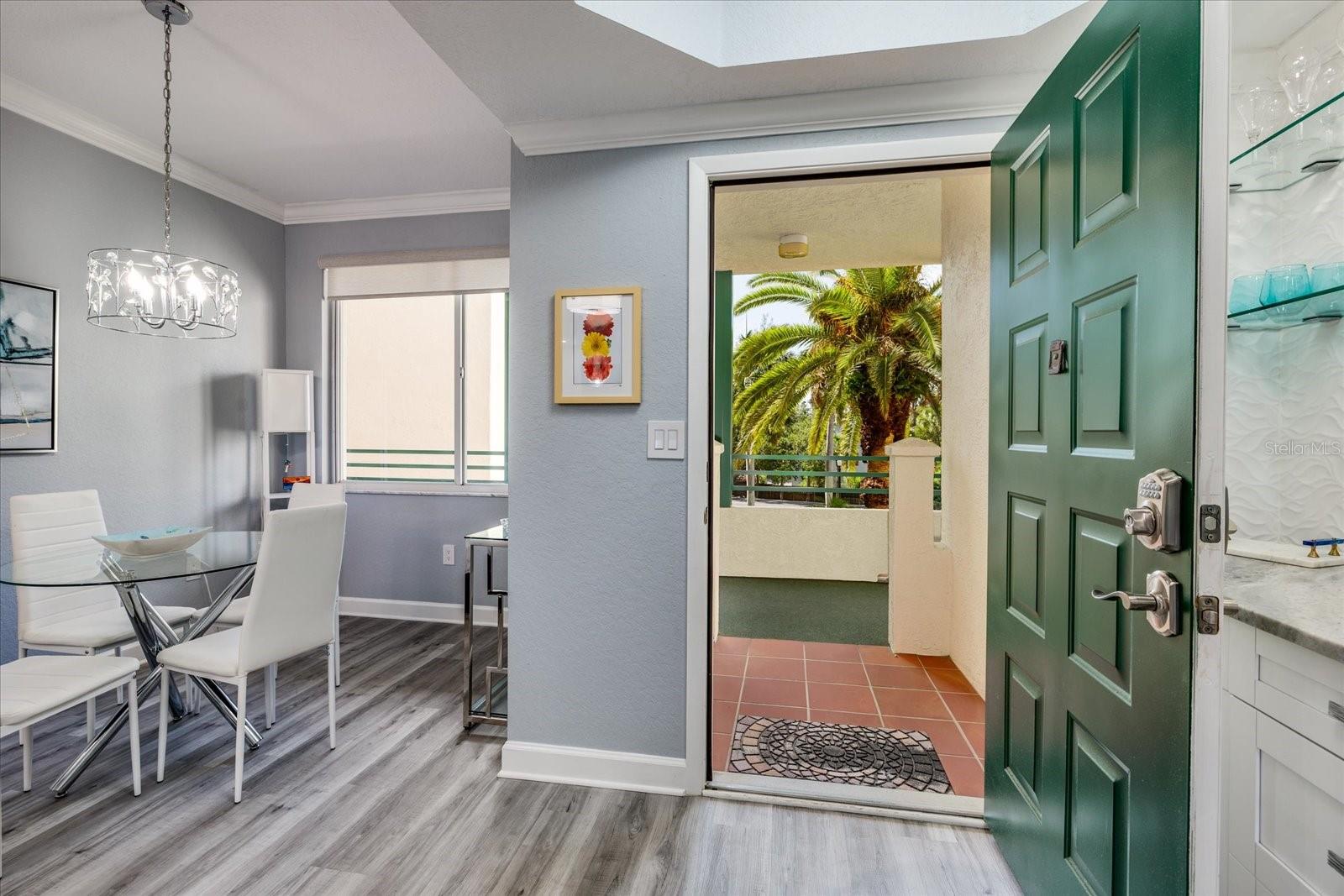 4801 OSPREY DR S #207, ST PETERSBURG, FL, 33711
