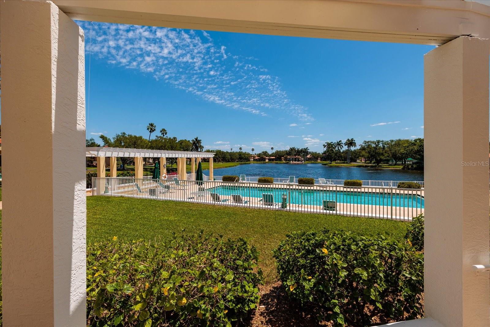 4801 OSPREY DR S #207, ST PETERSBURG, FL, 33711