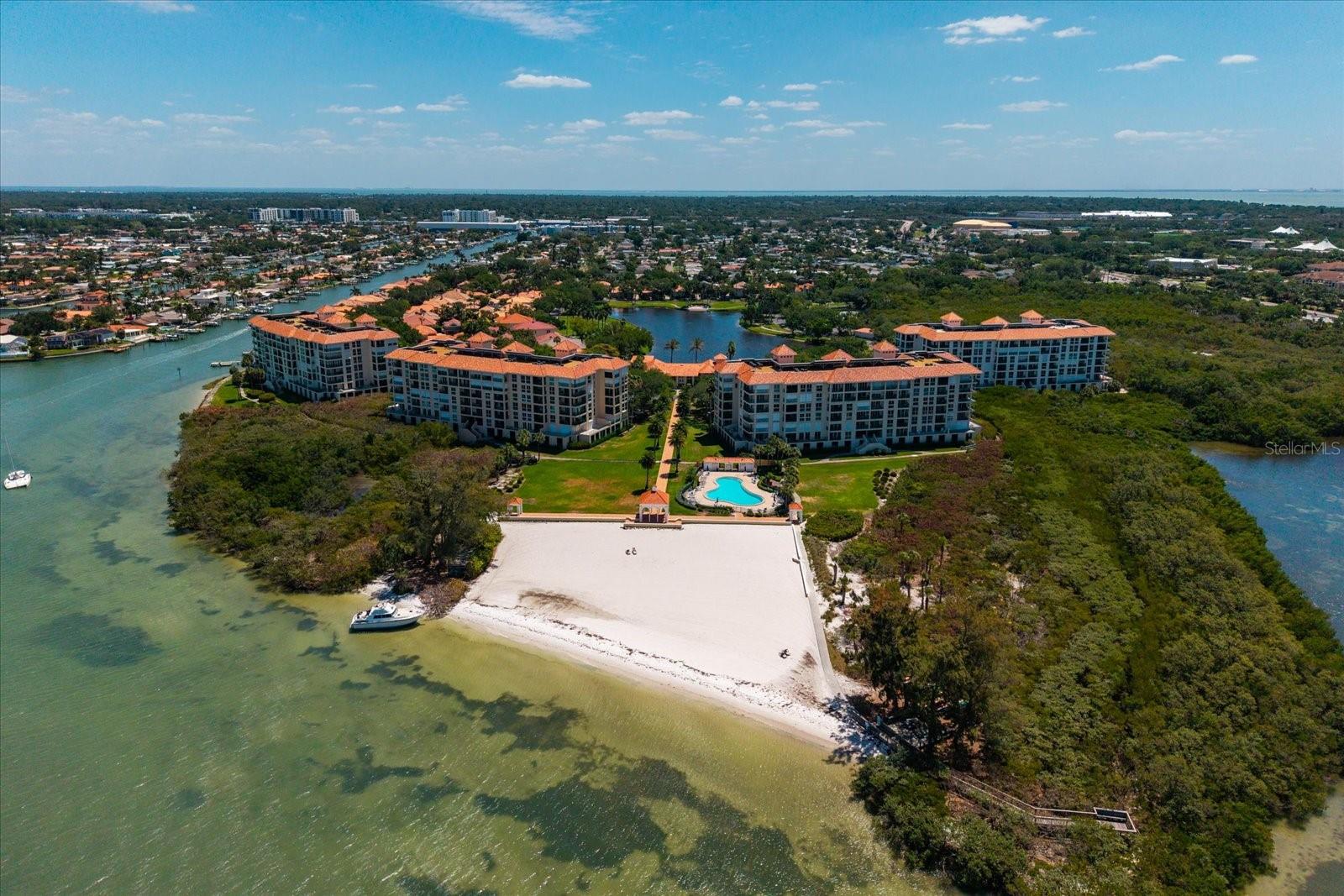 4801 OSPREY DR S #207, ST PETERSBURG, FL, 33711
