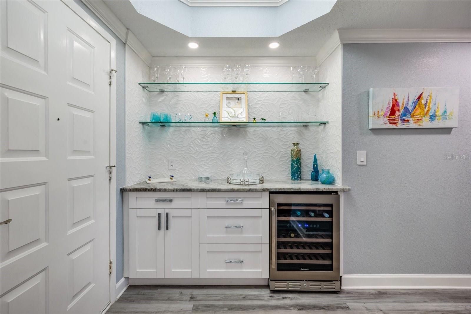 4801 OSPREY DR S #207, ST PETERSBURG, FL, 33711