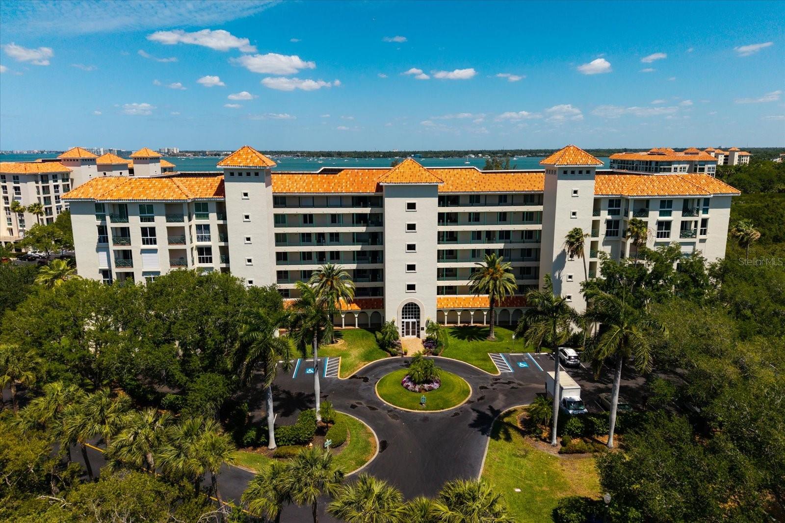 4801 OSPREY DR S #207, ST PETERSBURG, FL, 33711