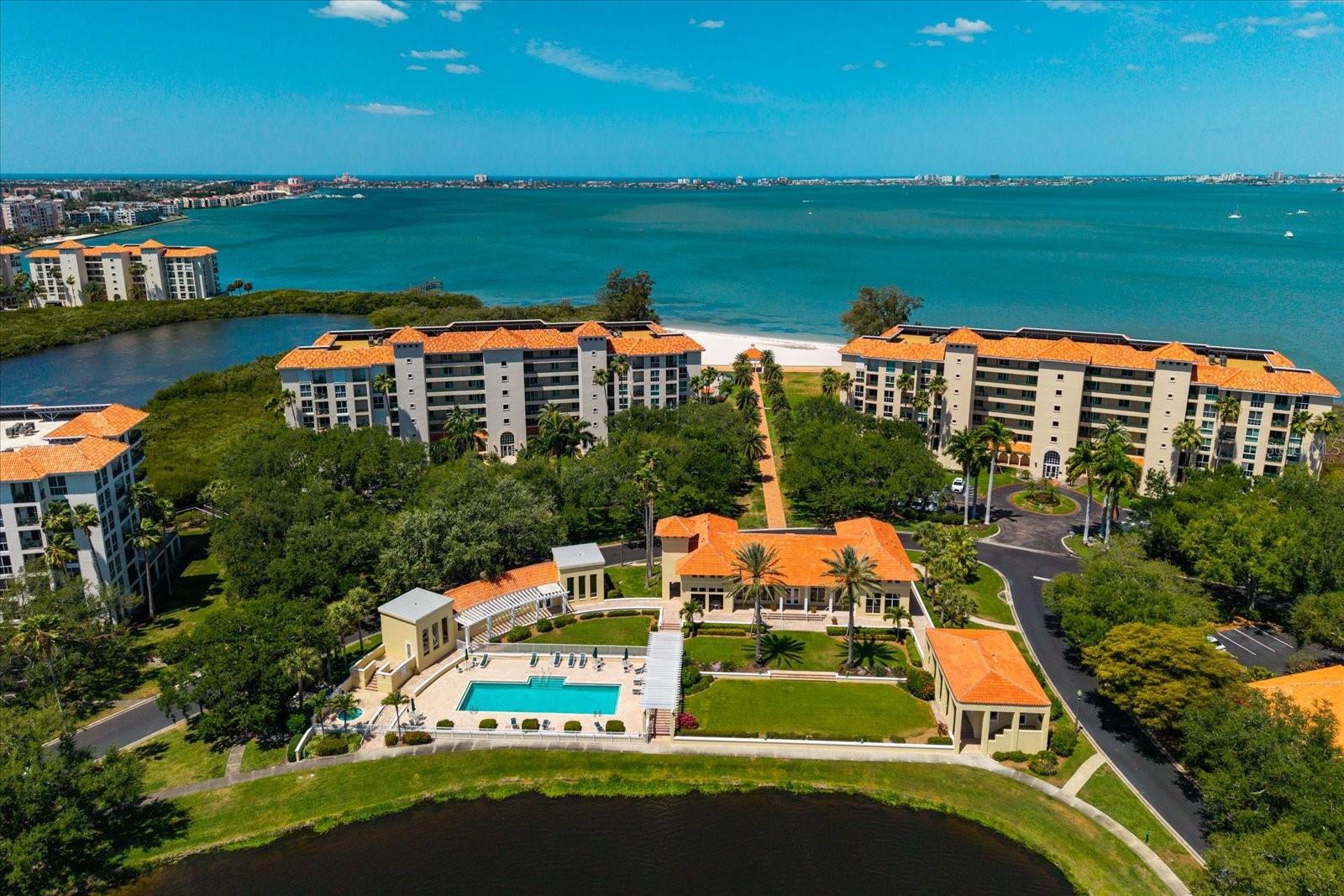 4801 OSPREY DR S #207, ST PETERSBURG, FL, 33711