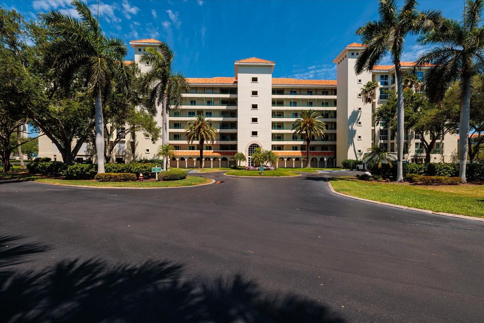 4801 OSPREY DR S #207, ST PETERSBURG, FL, 33711