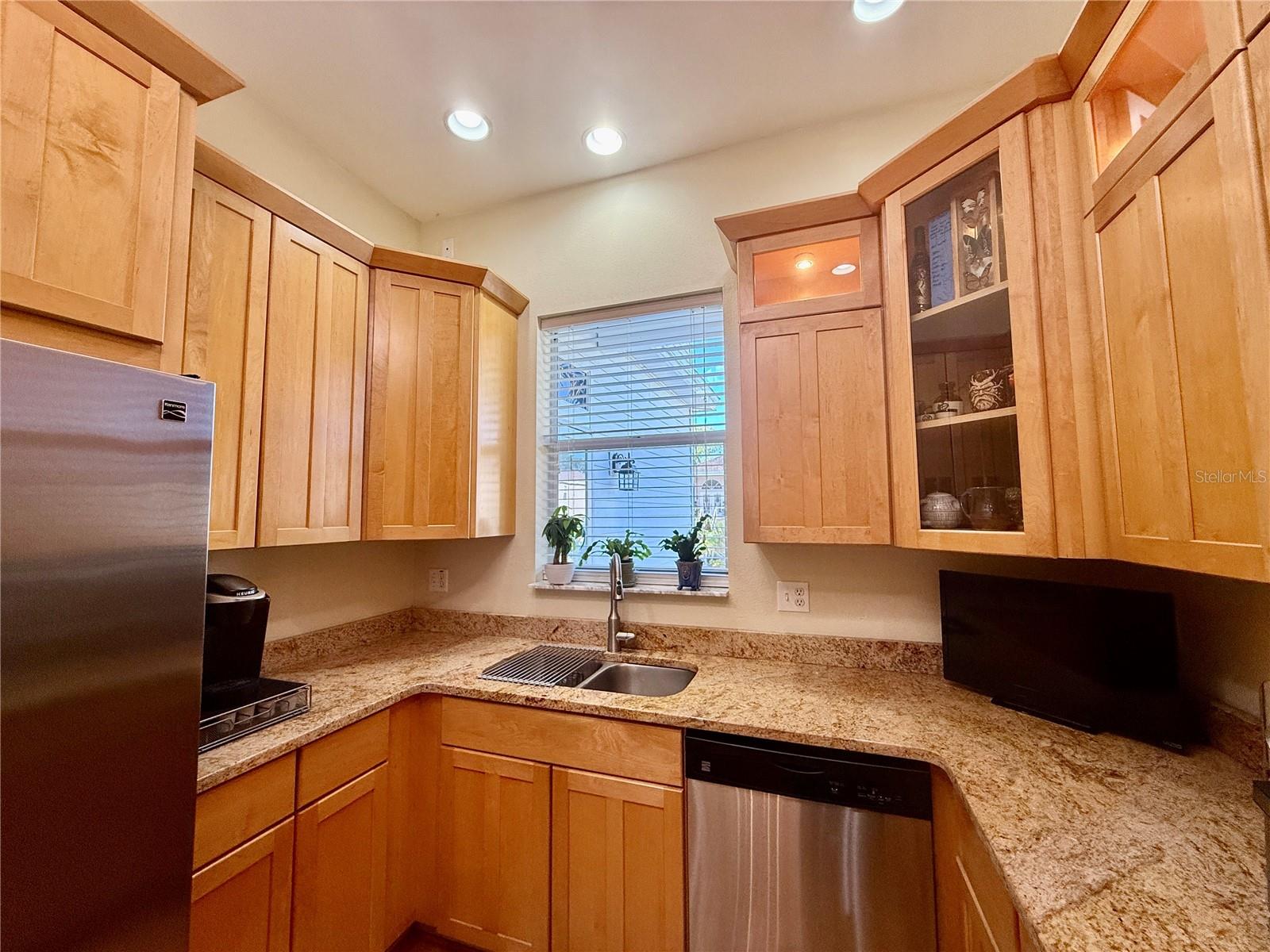 501 PALM AVE, PALM HARBOR, FL, 34683