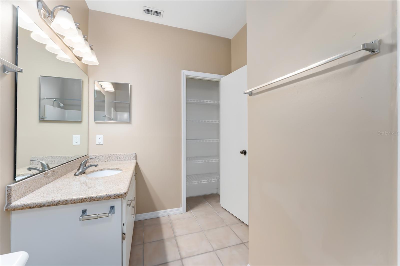 4700 SW ARCHER RD #13, GAINESVILLE, FL, 32608