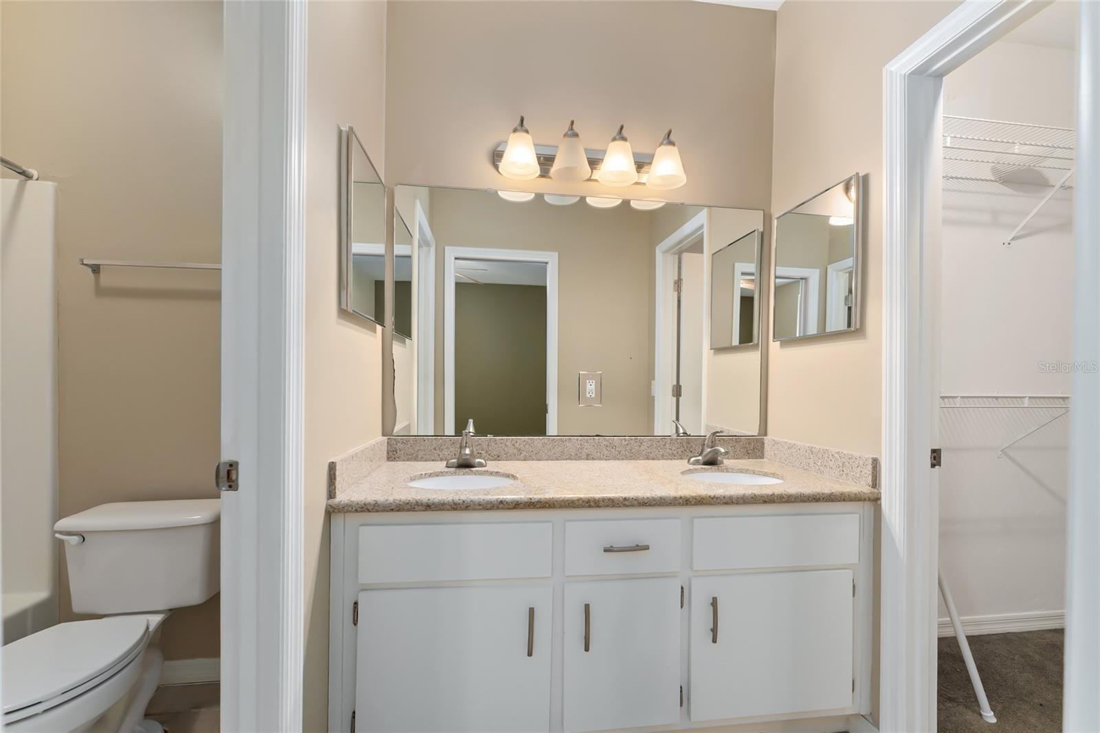 4700 SW ARCHER RD #13, GAINESVILLE, FL, 32608