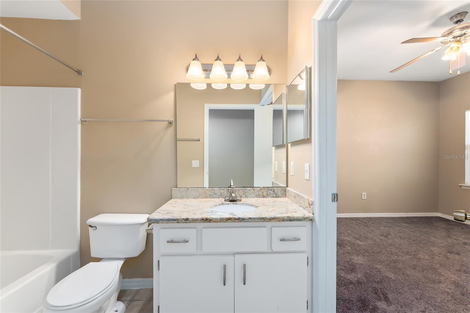4700 SW ARCHER RD #13, GAINESVILLE, FL, 32608