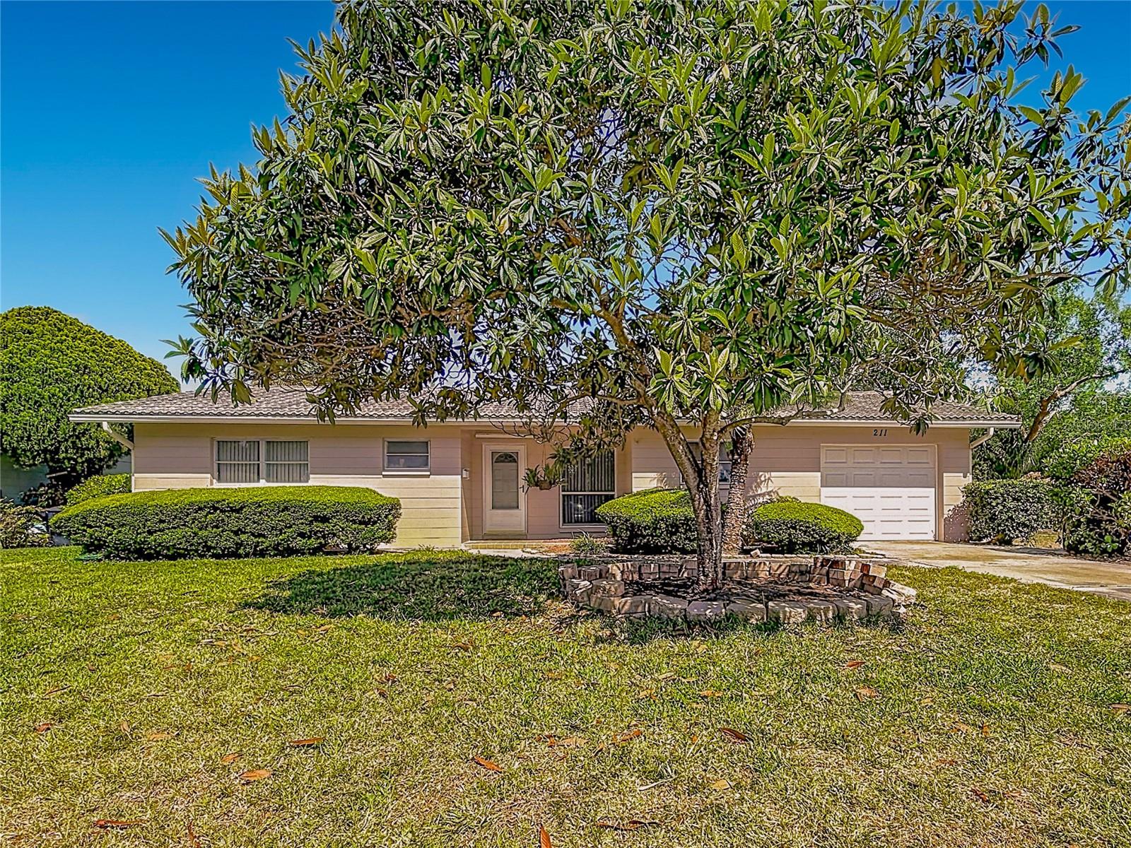 211 NW MONROE CIR N, ST PETERSBURG, FL, 33702