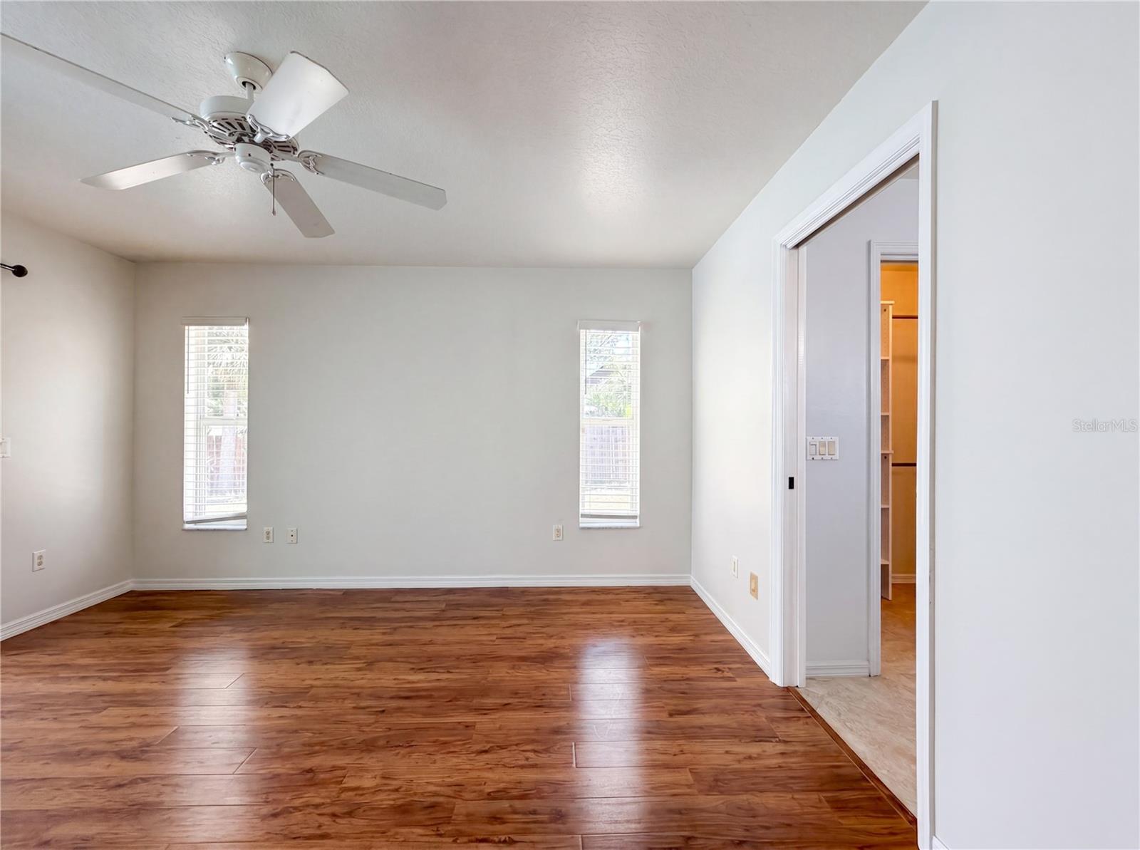 212 WASHINGTON AVE, OSPREY, FL, 34229