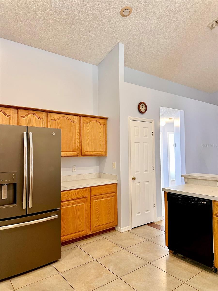 8214 WOODSWORTH DR, ORLANDO, FL, 32817