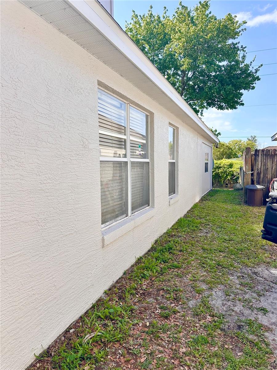 8214 WOODSWORTH DR, ORLANDO, FL, 32817