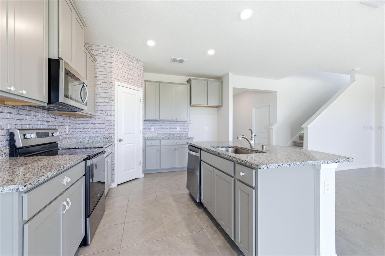 3813 LIVELY CORAL PL, BRADENTON, FL, 34208