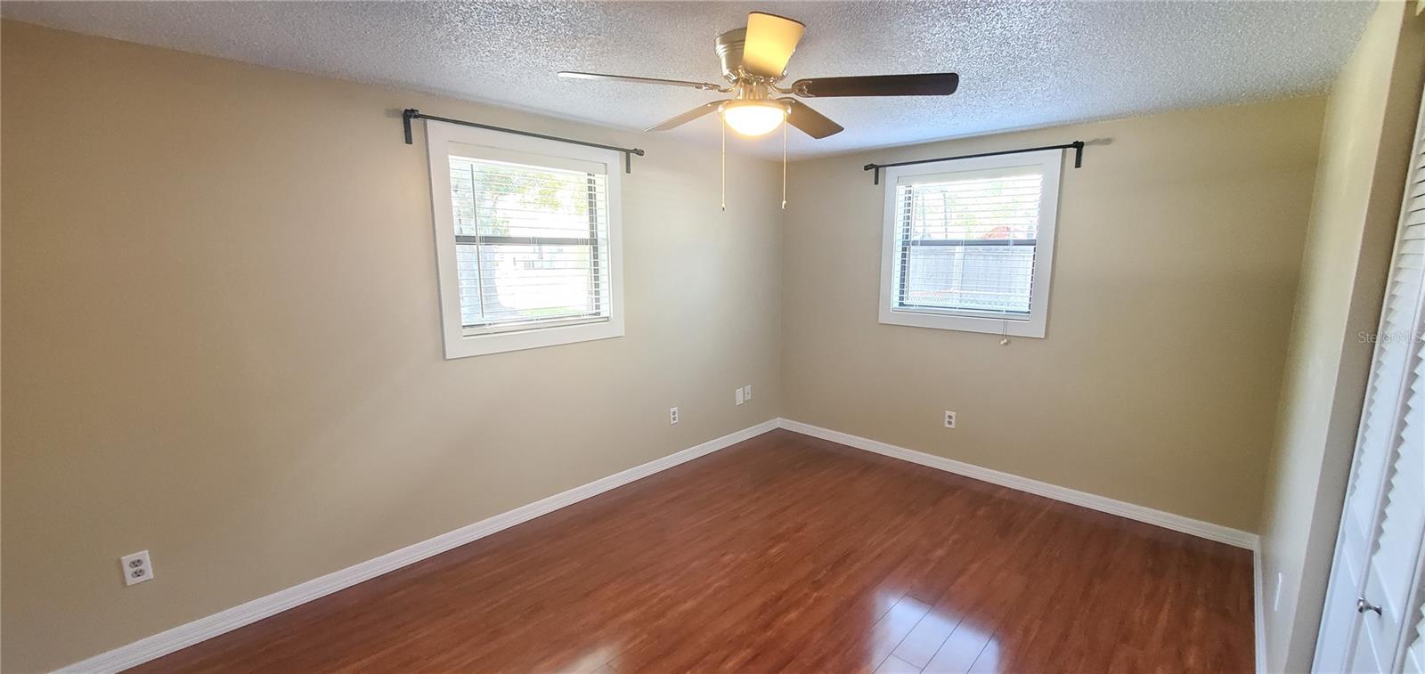 2848 E MARK DR, SARASOTA, FL, 34232