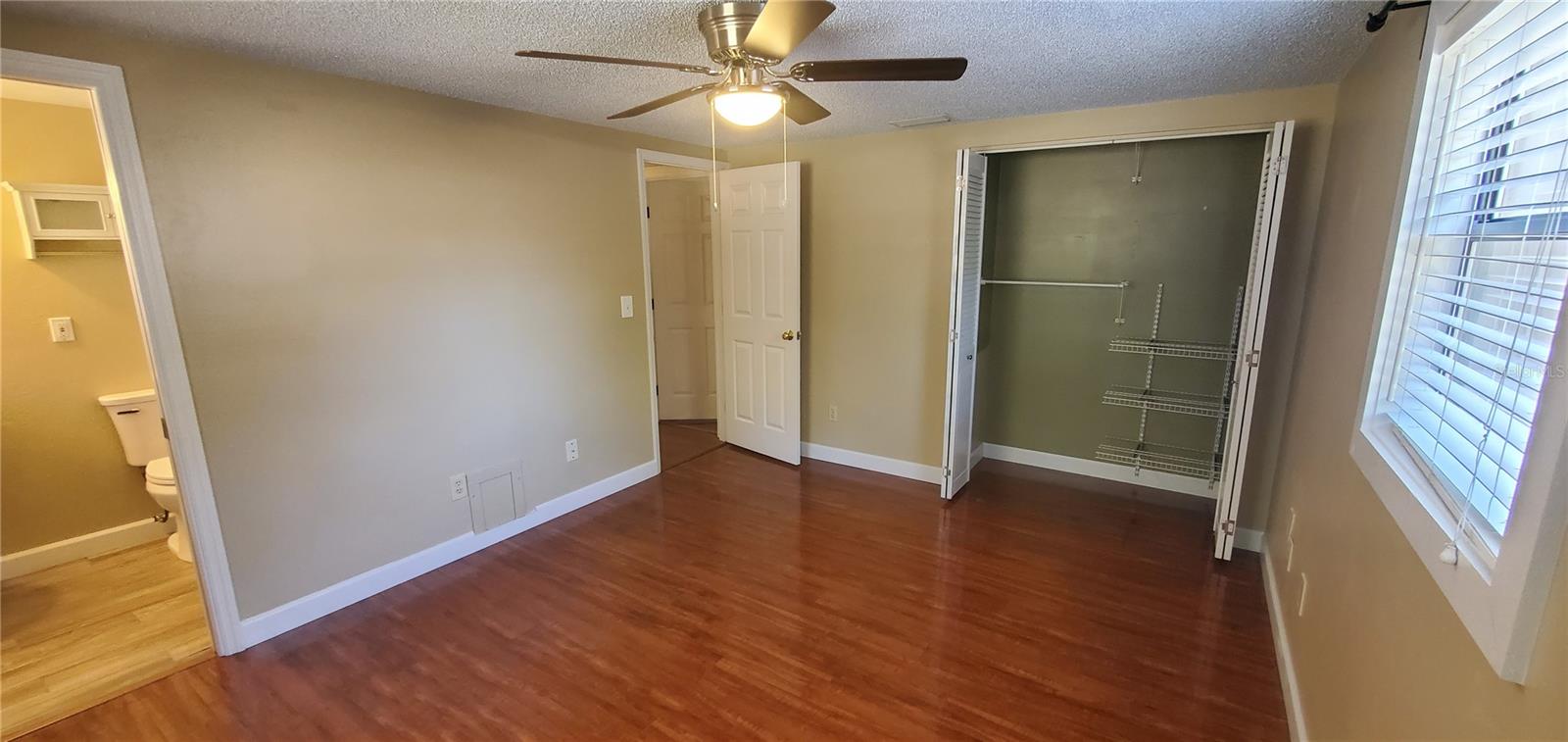 2848 E MARK DR, SARASOTA, FL, 34232