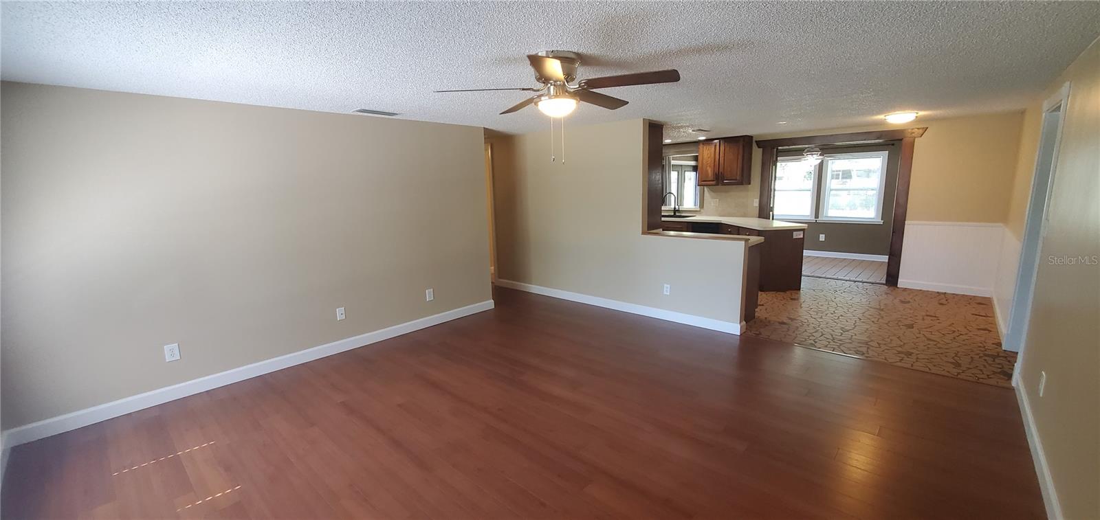 2848 E MARK DR, SARASOTA, FL, 34232