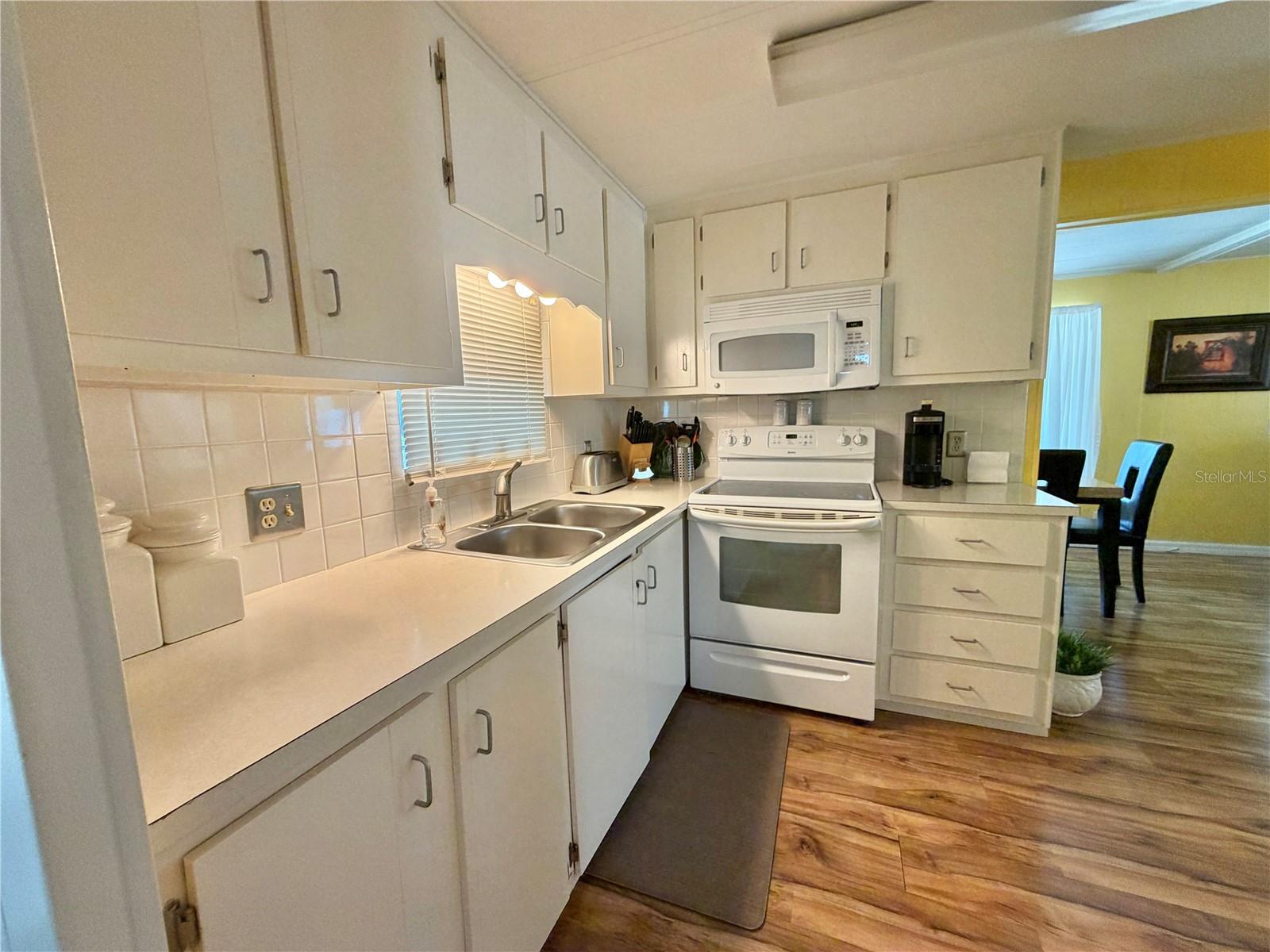 126 CHESTNUT ST, LEESBURG, FL, 34748
