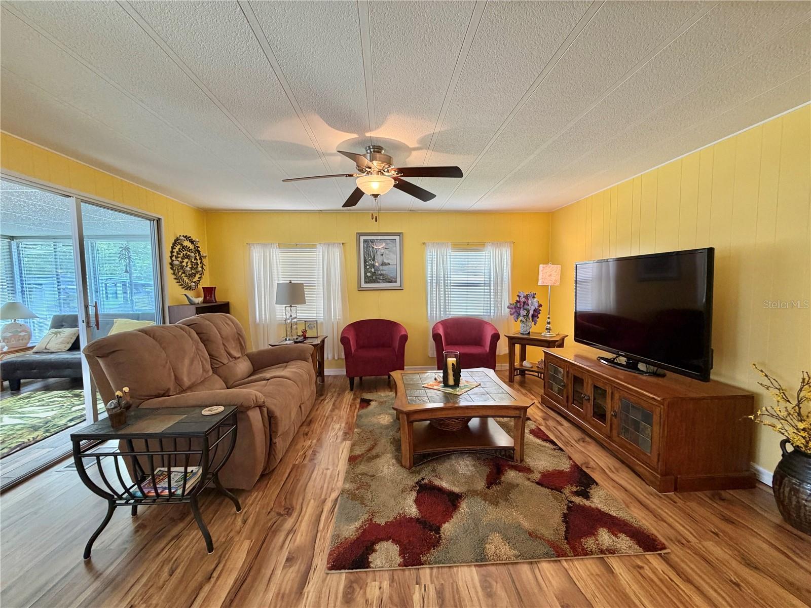 126 CHESTNUT ST, LEESBURG, FL, 34748