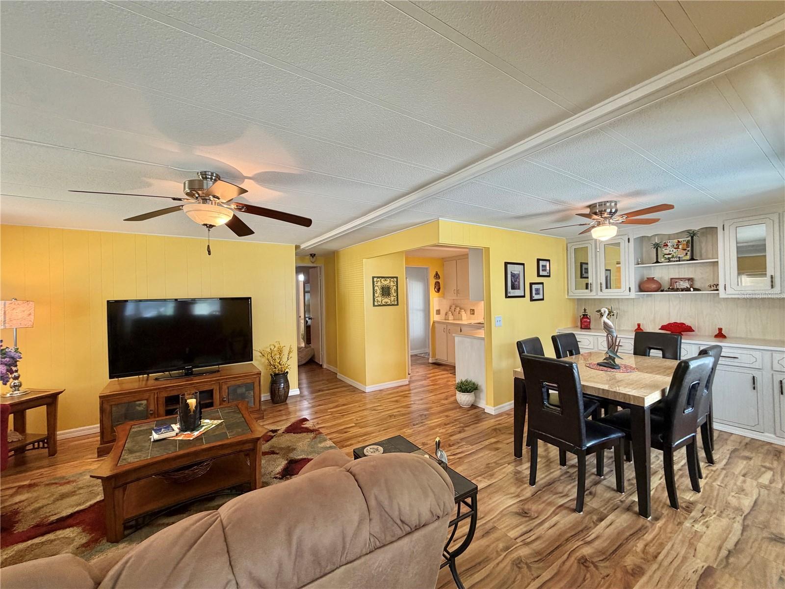 126 CHESTNUT ST, LEESBURG, FL, 34748