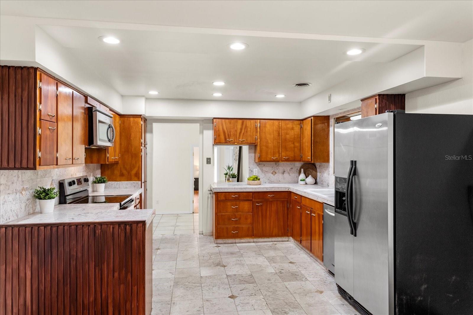 105 JOHN ANDERSON DR, ORMOND BEACH, FL, 32176