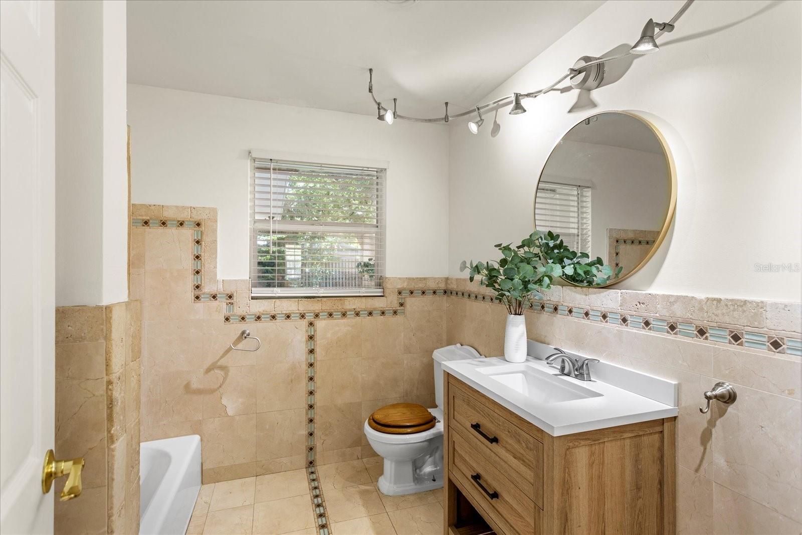 105 JOHN ANDERSON DR, ORMOND BEACH, FL, 32176