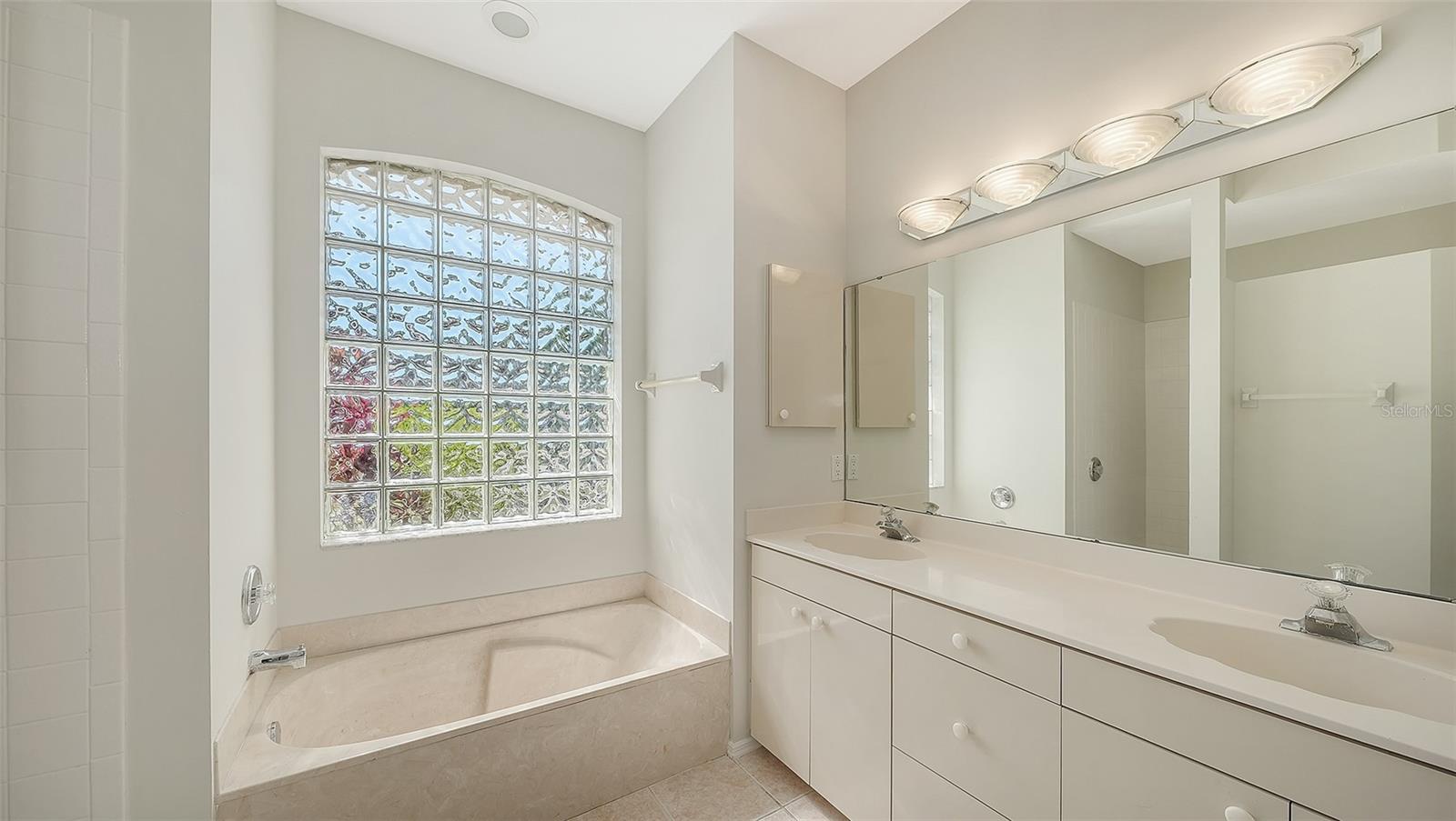 3521 BRANCH CREEK DR, SARASOTA, FL, 34235