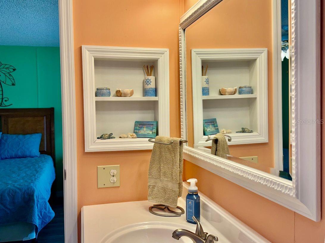 1415 BLUE HERON DR, ENGLEWOOD, FL, 34224