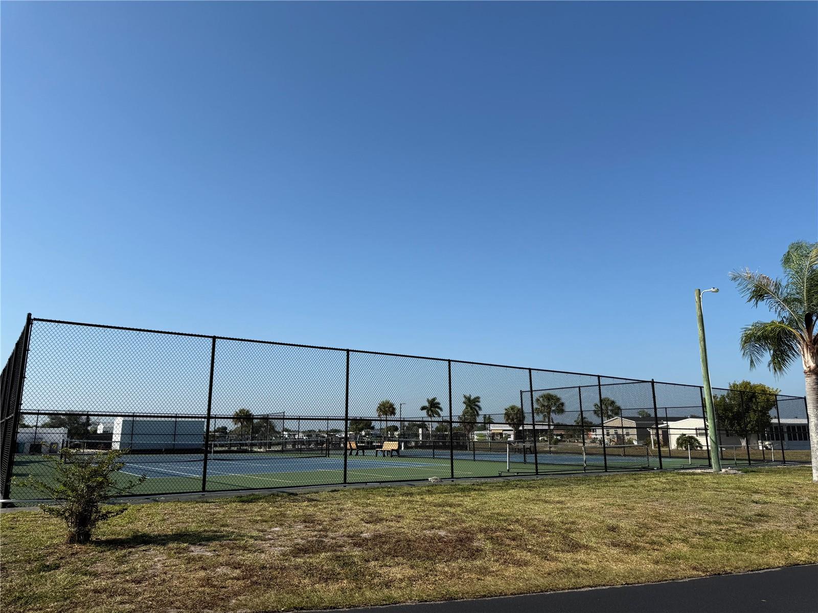 1415 BLUE HERON DR, ENGLEWOOD, FL, 34224