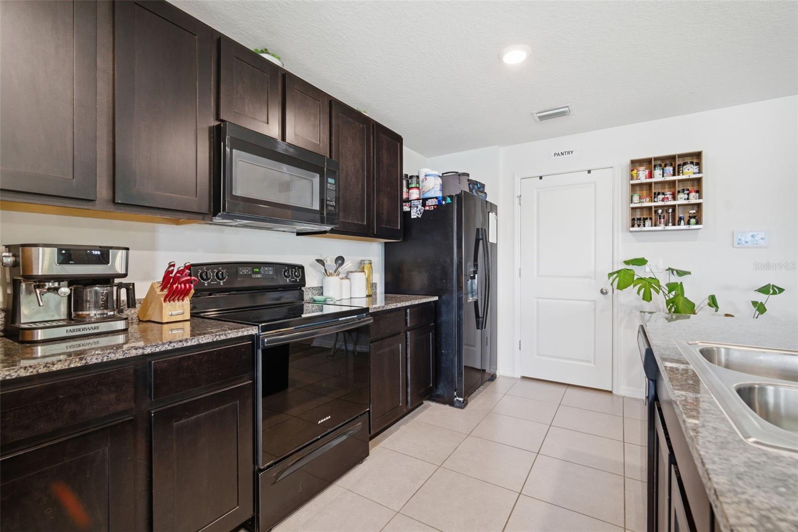 1103 COASTAL HAMMOCK AVE, RUSKIN, FL, 33570