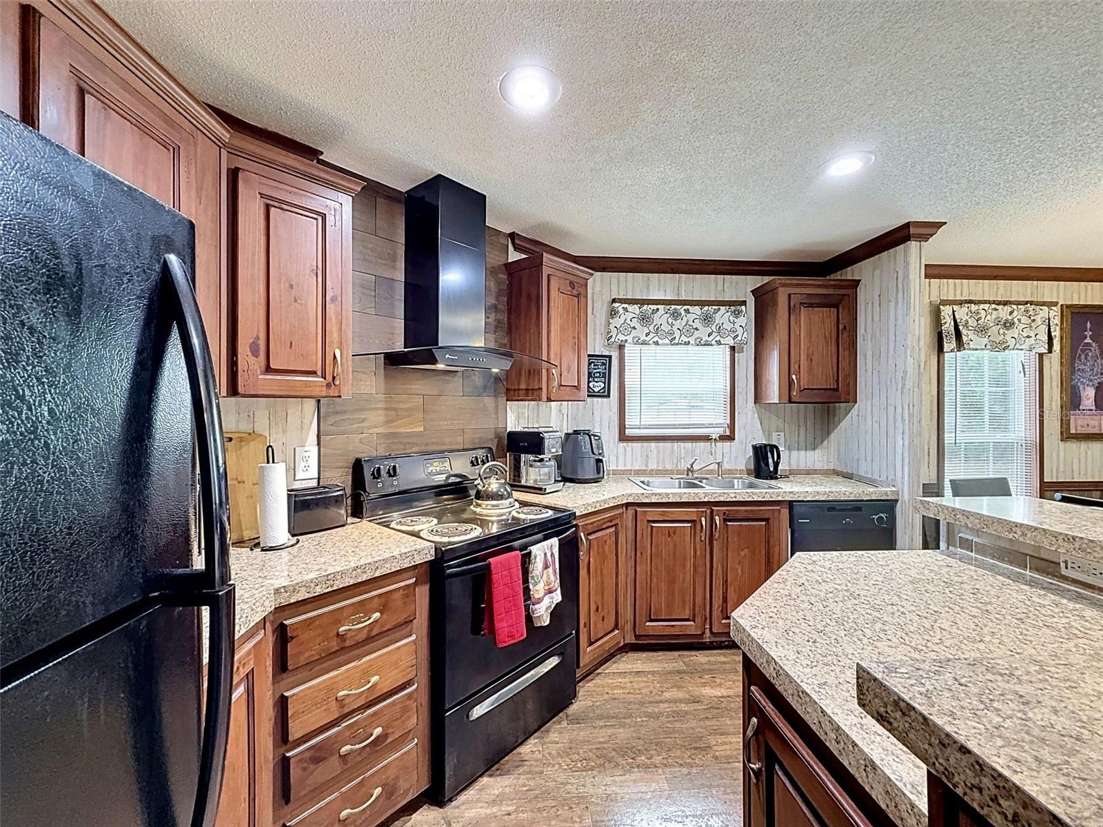 28402 SOARING HAWK LN, BROOKSVILLE, FL, 34602