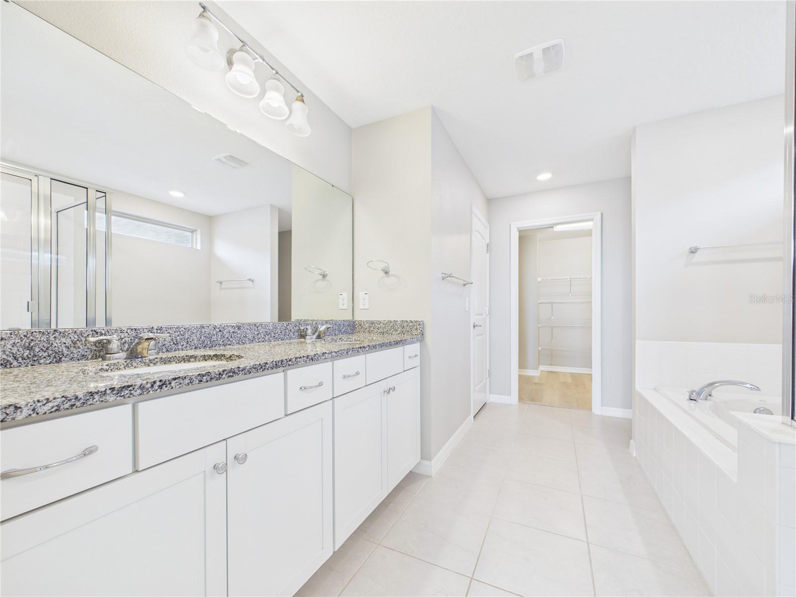 11303 GREEN HARVEST DR, RIVERVIEW, FL, 33578