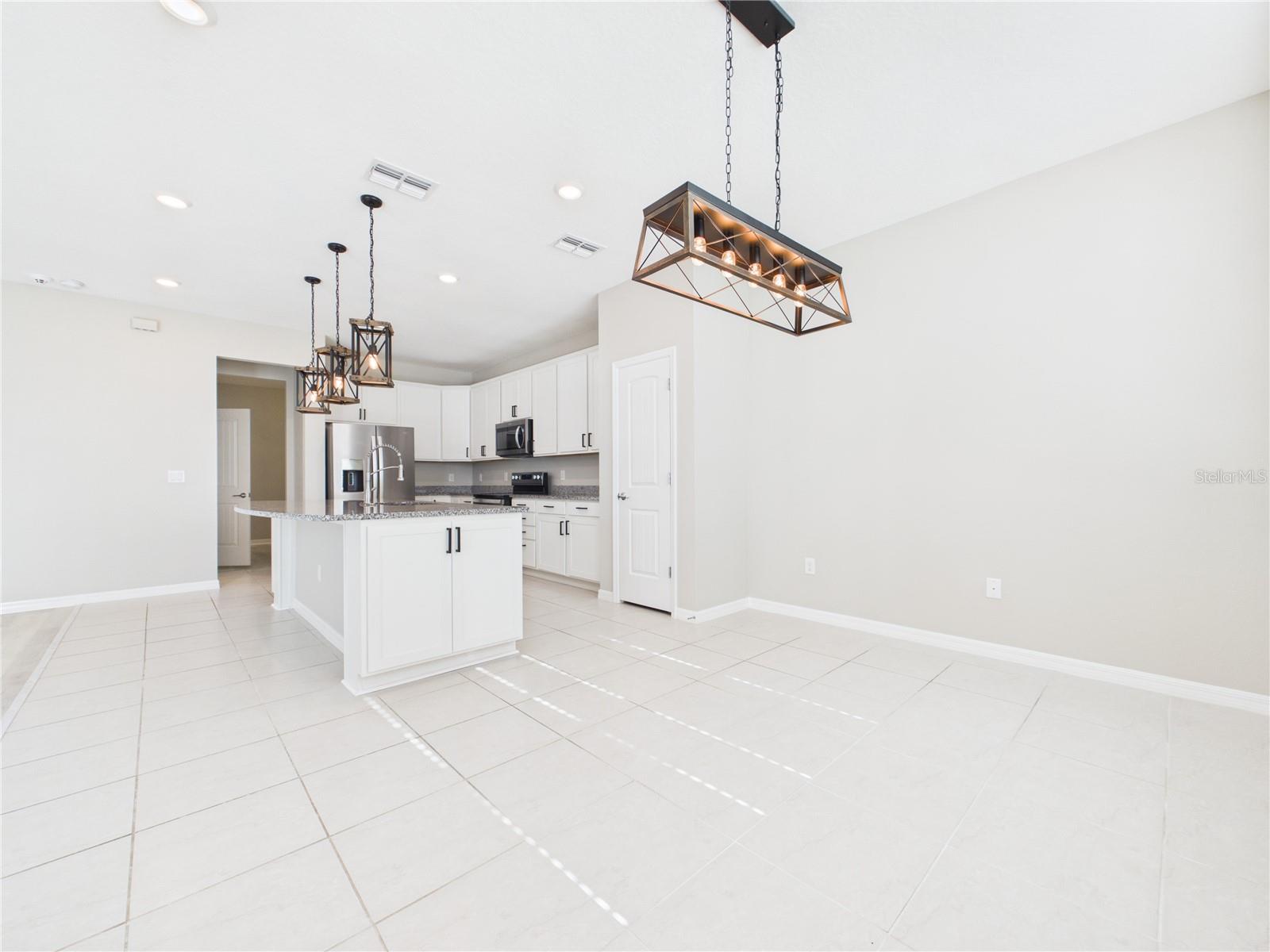 11303 GREEN HARVEST DR, RIVERVIEW, FL, 33578