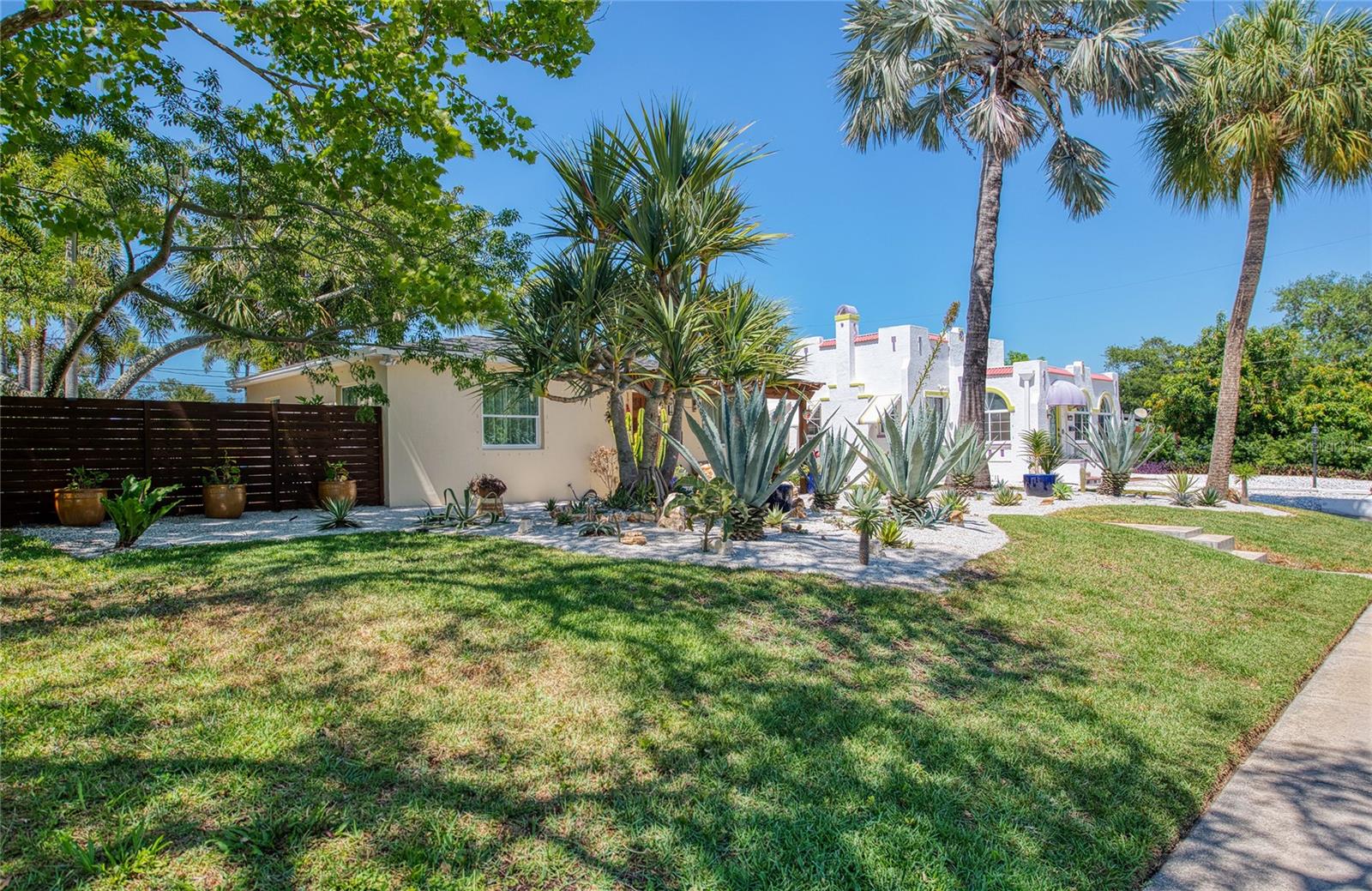 425 46TH AVE S, ST PETERSBURG, FL, 33705